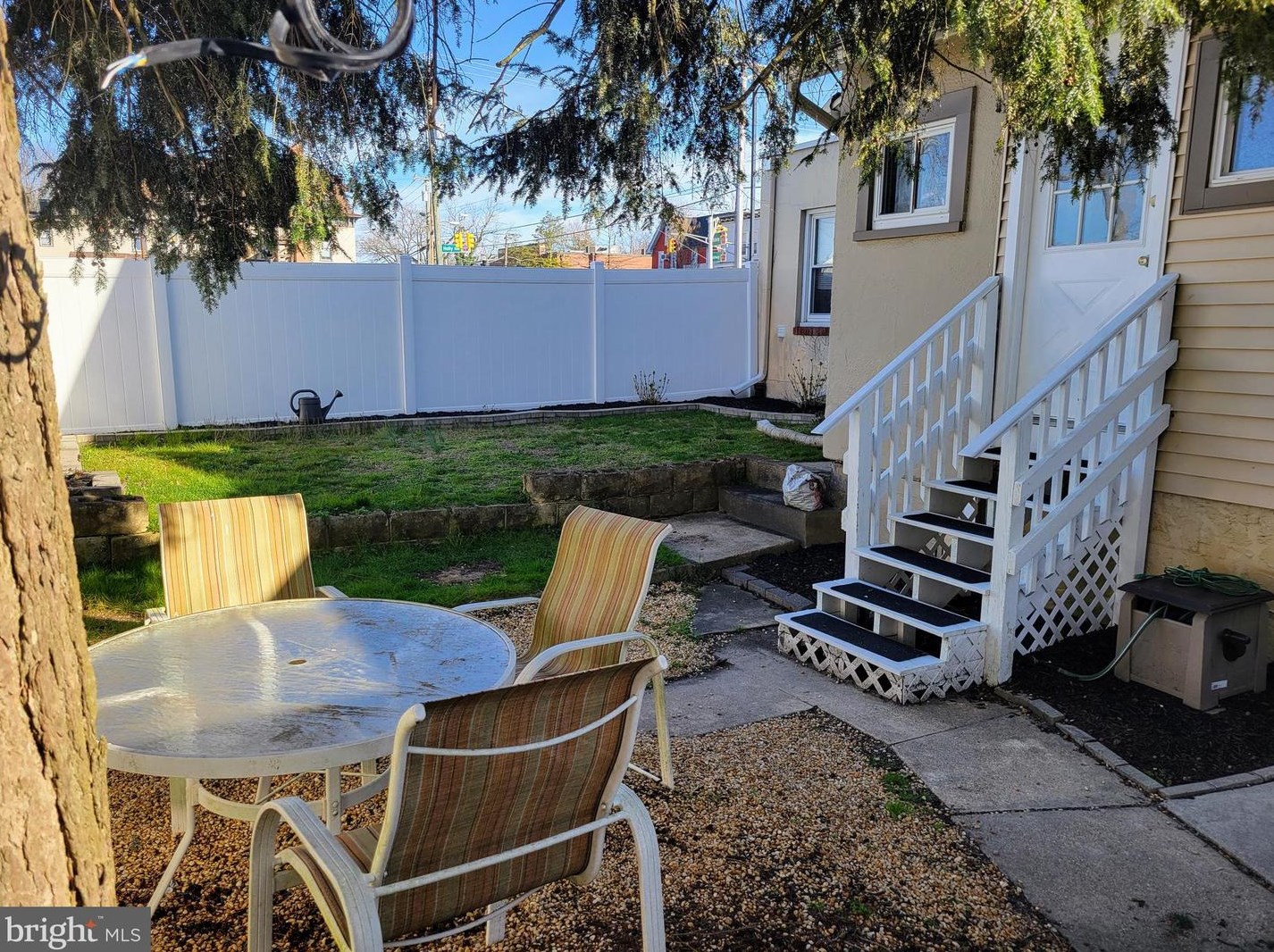 8 Broadway, Pitman NJ  08071-1034 exterior