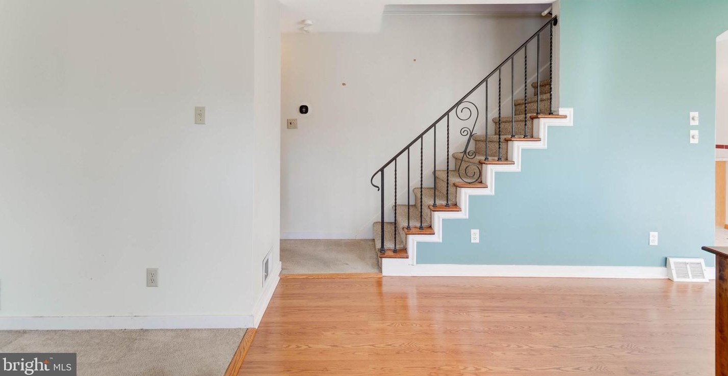 715 Wick Blvd, West Deptford, NJ 08096-1334