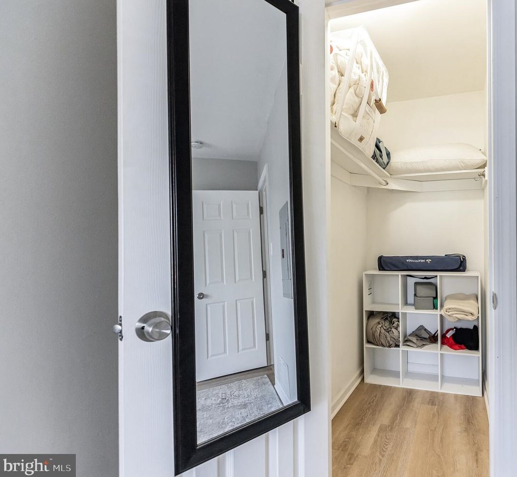 303 Coventry Ct, West Deptford NJ  08051-2014 exterior