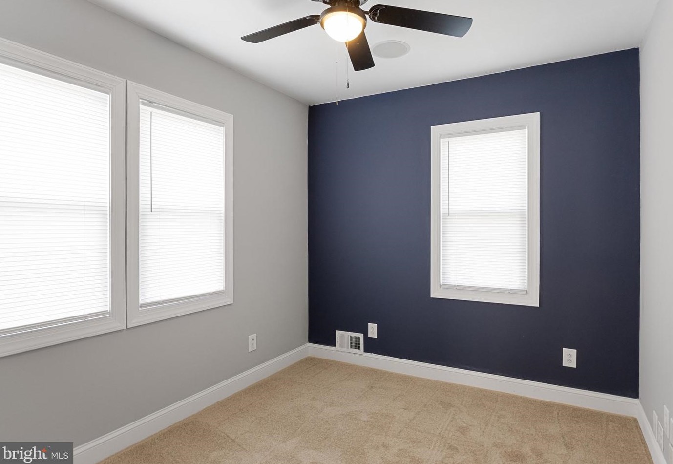 339 Broad St, Clayton NJ  08312-1104 exterior