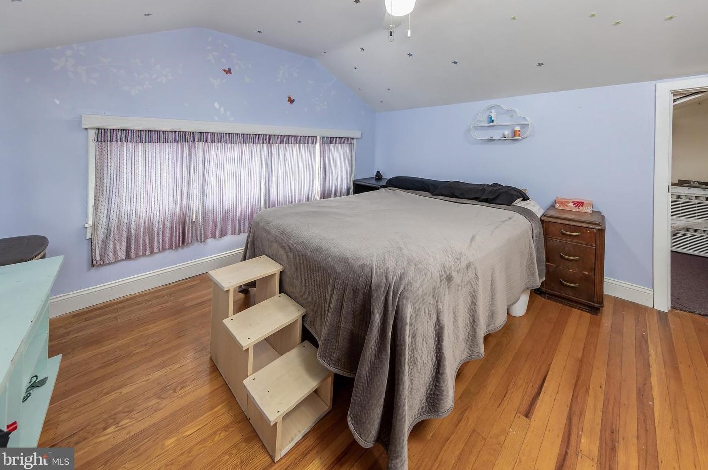 18 Elberne Ave, West Deptford NJ  08096-1239 exterior