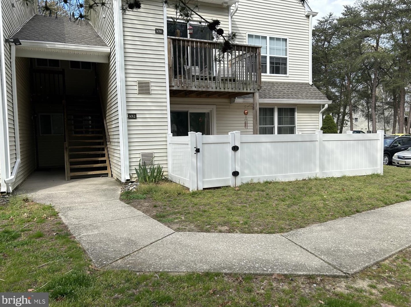 1012 Tristram Cir, West Deptford, NJ 08051
