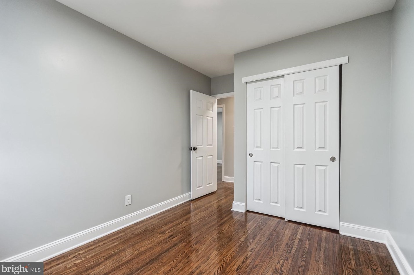 105 Alfred Ave, Aura NJ 08028-2001 exterior