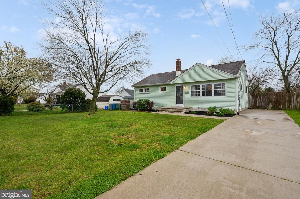 234 Overbrook Ave, Aura, NJ 08028