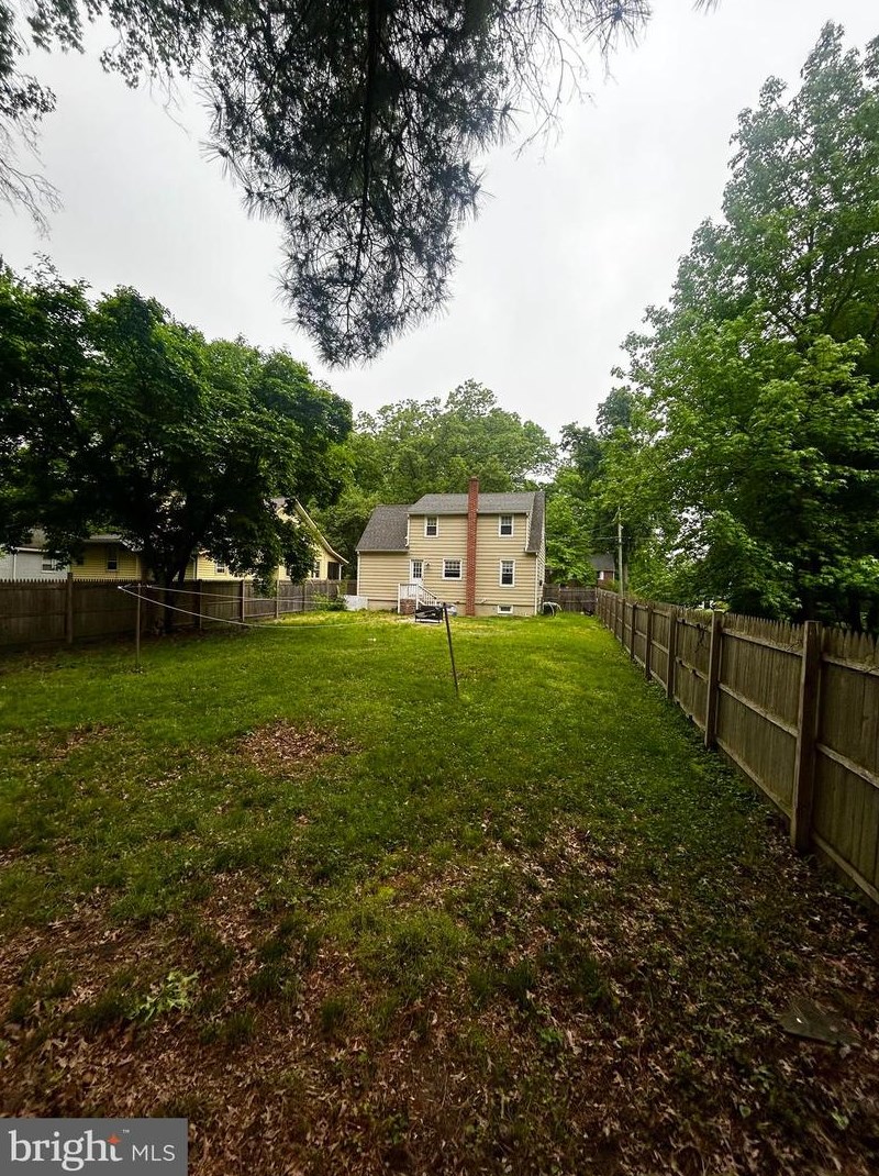 561 High St, West Deptford, NJ 08096