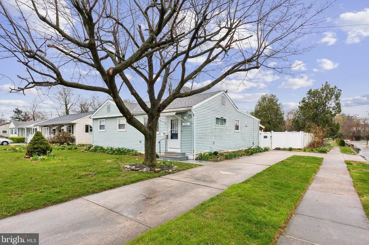 113 Wright Ave, Aura, NJ 08028
