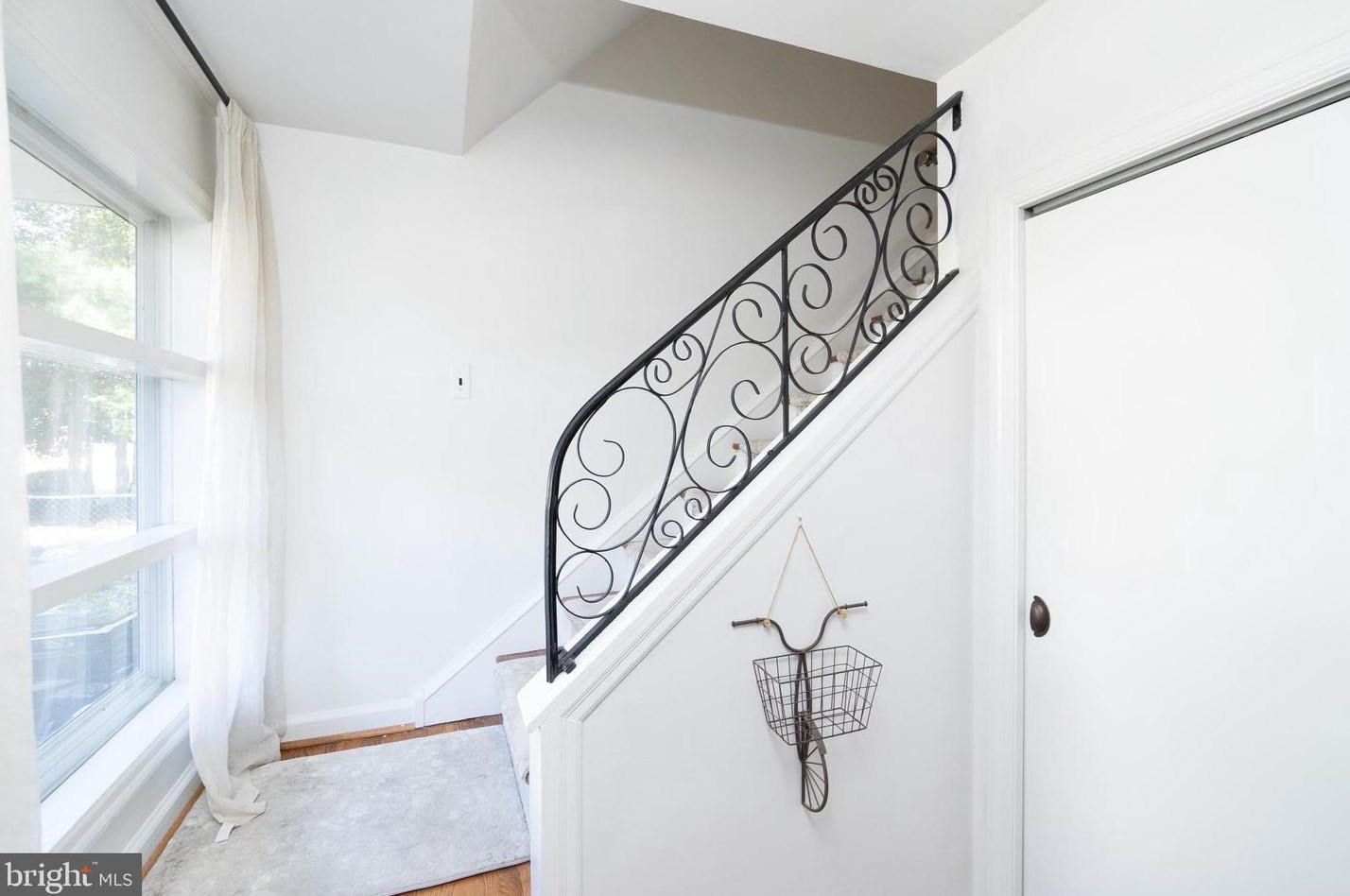 210 Meadow Ln, West Deptford NJ  08096-1839 exterior