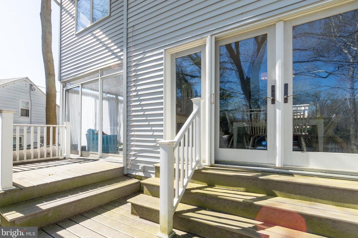 210 Meadow Ln, West Deptford NJ  08096-1839 exterior