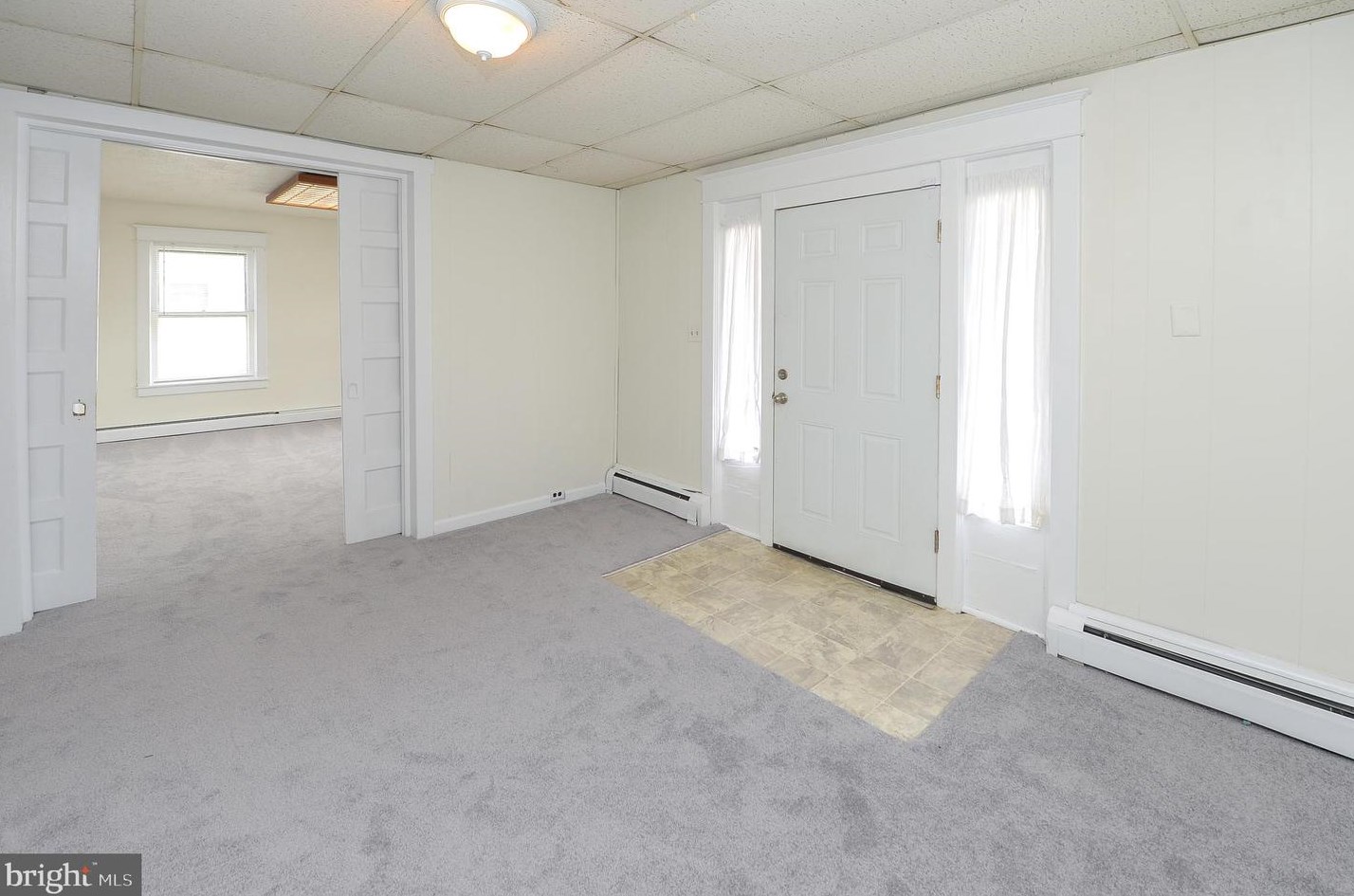 305 Broad St, West Deptford NJ 08096-1055 exterior