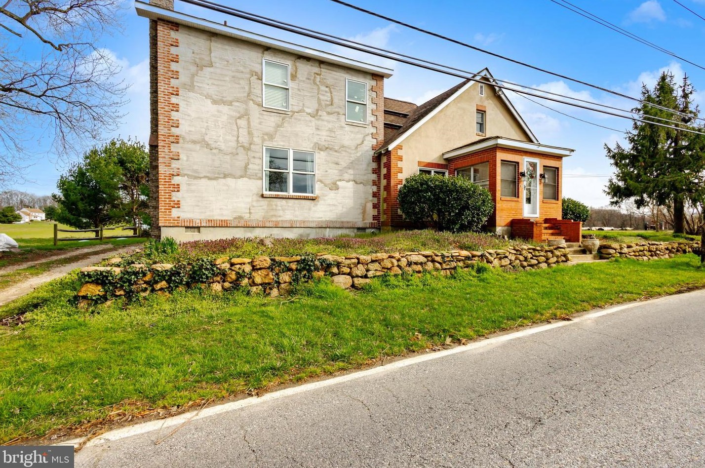 528 Russell Mill Rd, Swedesboro, NJ 08085