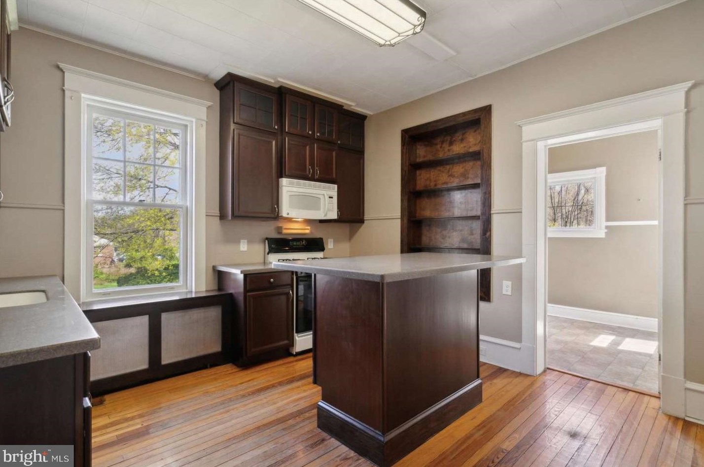 792 Glassboro Rd, West Deptford NJ 08097-1641 exterior