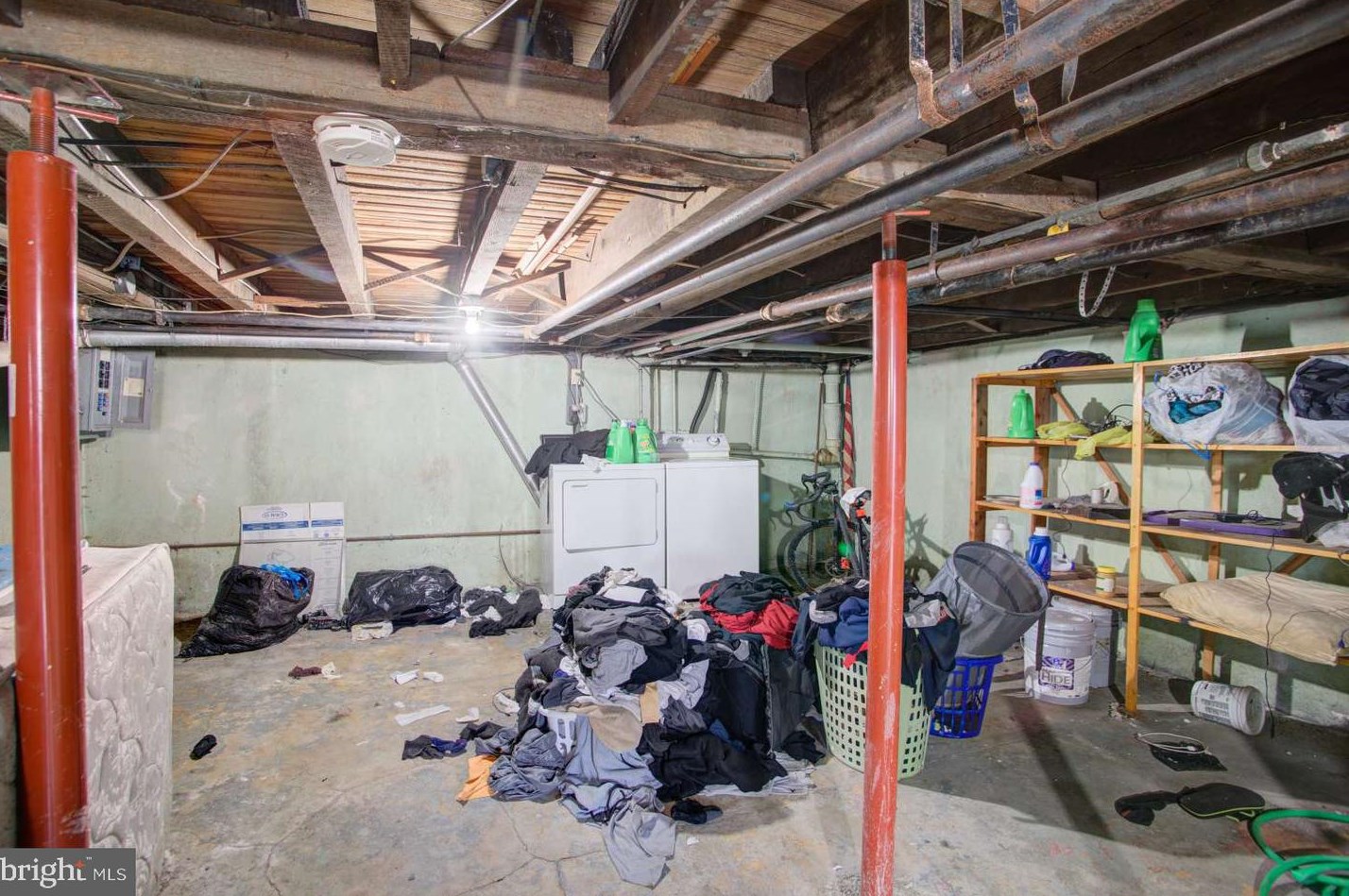 313 Delsea Dr, Aura NJ 08028-2620 exterior