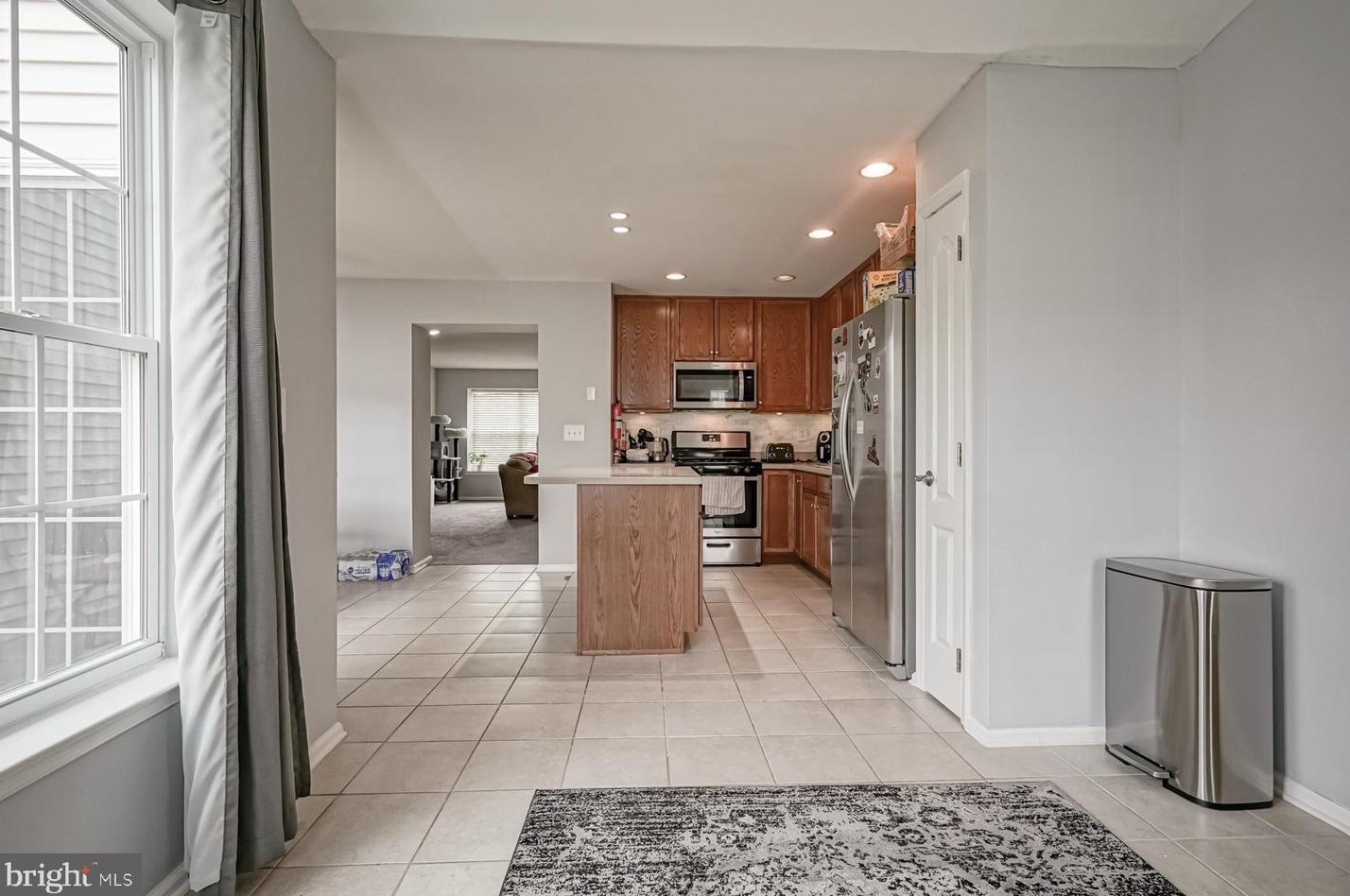 13 Highgrove Ct, West Deptford NJ 08086-3814 exterior