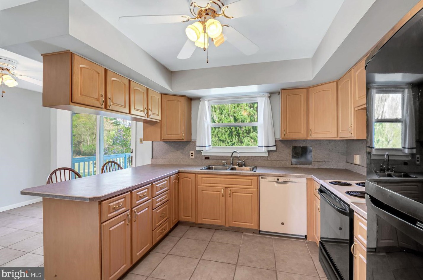 310 Rosemont Ave, Newfield NJ 08344-9565 exterior