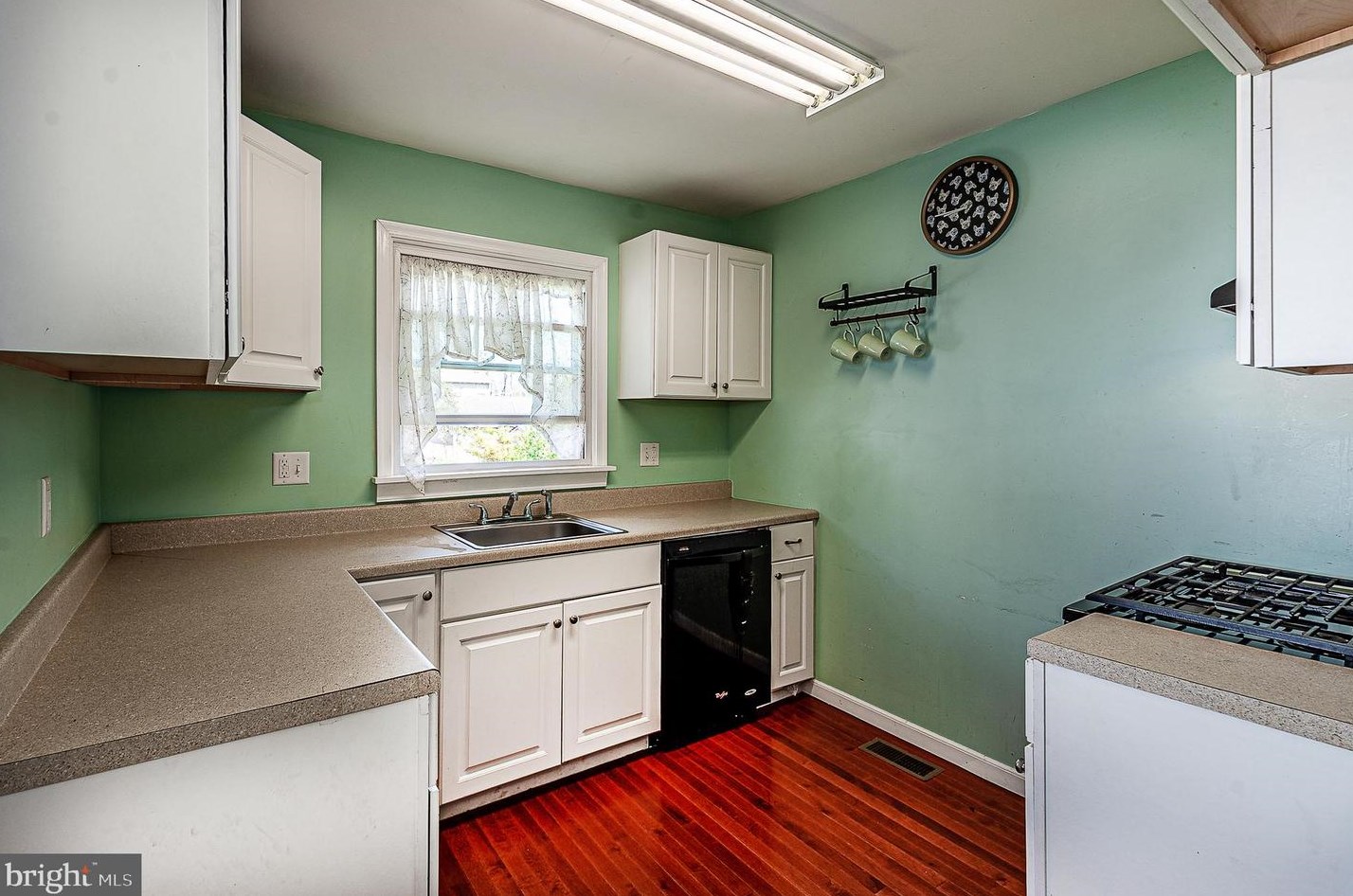 1029 Chestnut Ave, West Deptford NJ 08097-1611 exterior