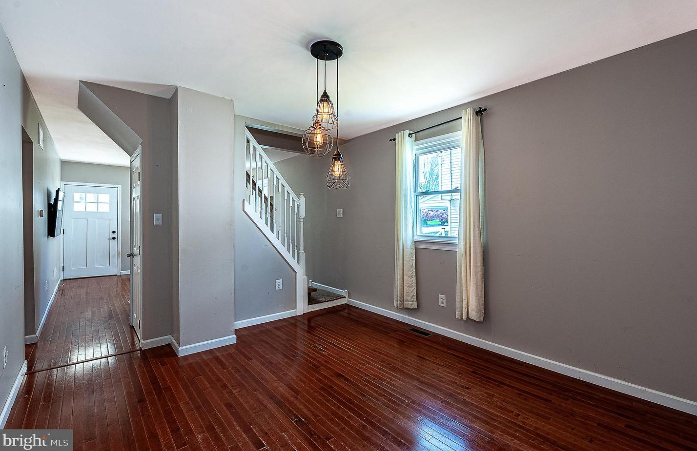 1029 Chestnut Ave, West Deptford NJ 08097-1611 exterior