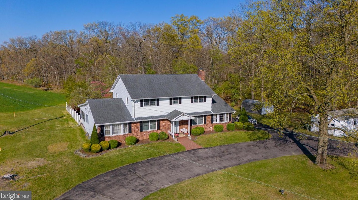 214 Tuckahoe Rd, Vineland, NJ 08360