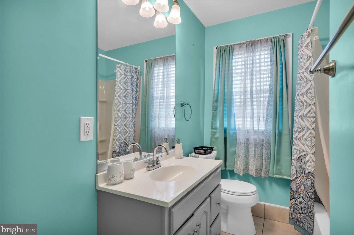 841 Boundary Rd, West Deptford NJ 08096-3614 exterior