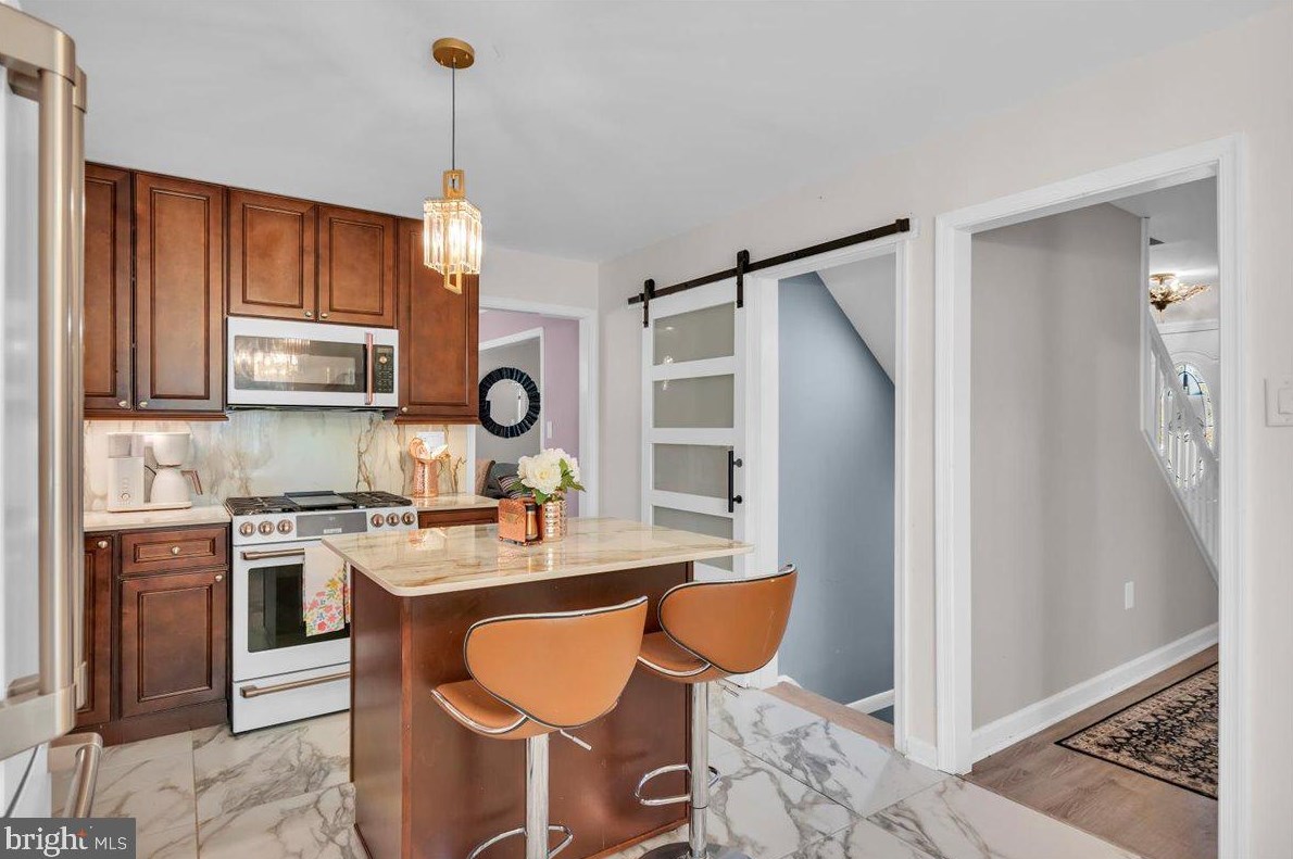 841 Boundary Rd, West Deptford NJ 08096-3614 exterior