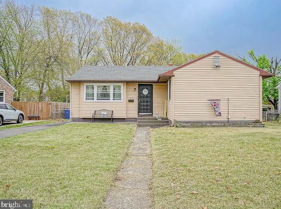 218 Lincoln Ave, West Deptford, NJ 08066-2214