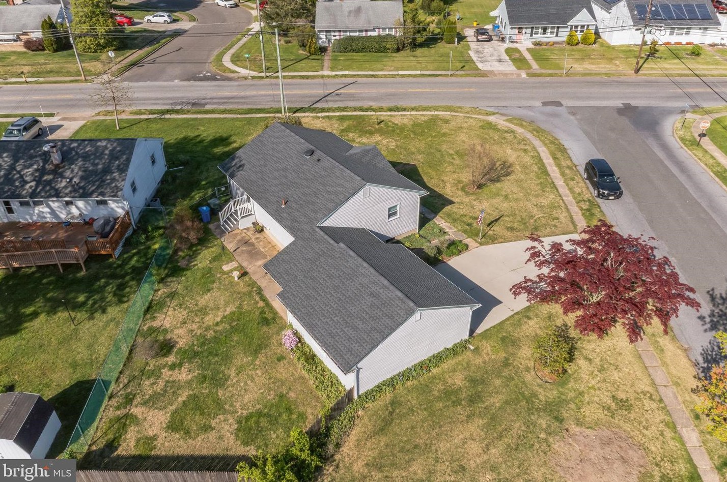 1200 Cedar Ave, Aura NJ 08028-1210 exterior