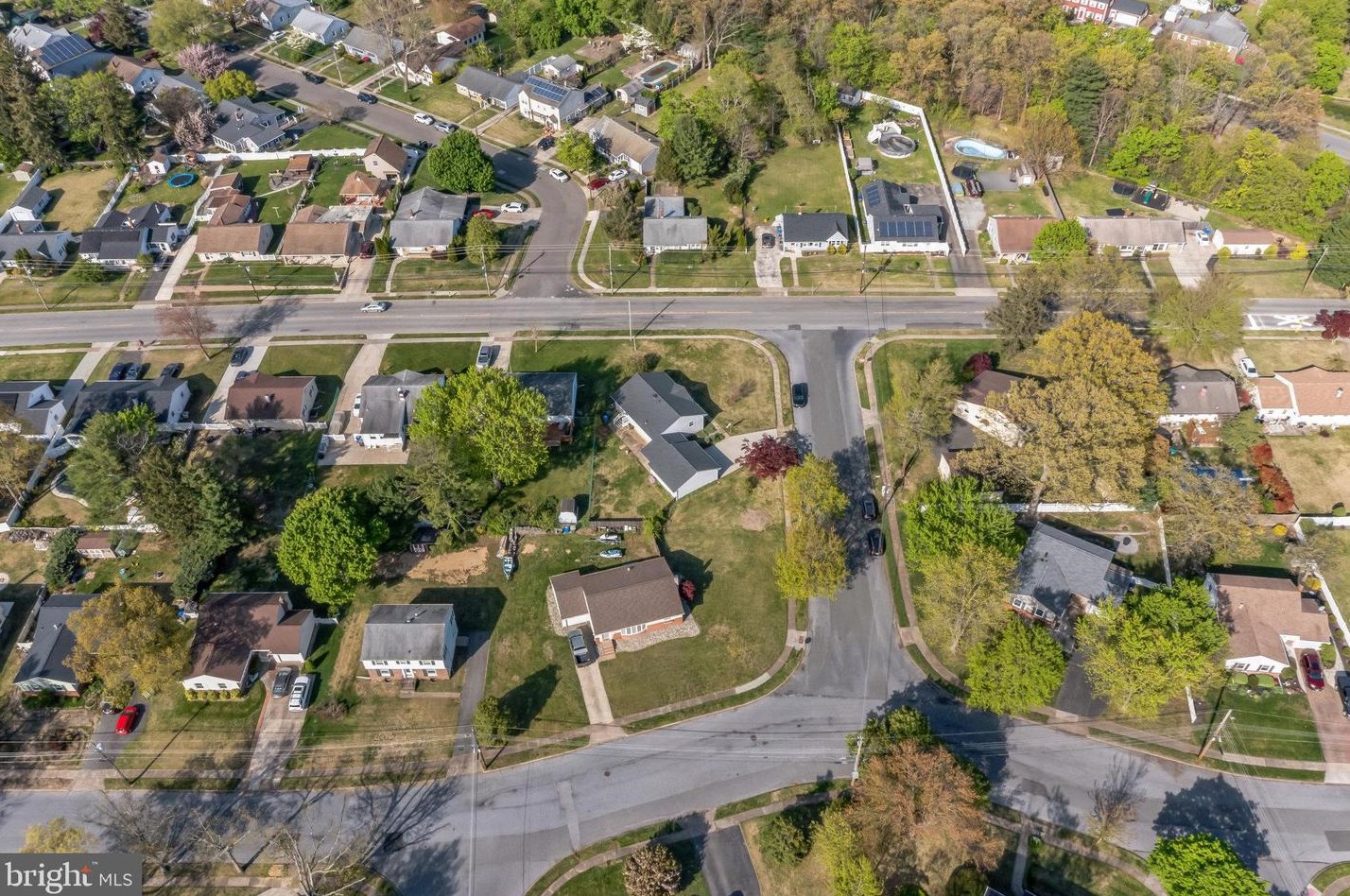 1200 Cedar Ave, Aura NJ 08028-1210 exterior