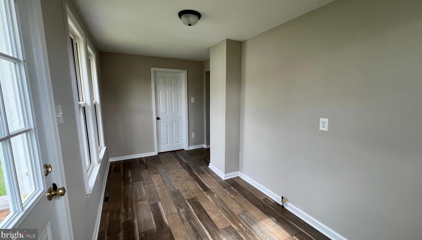 818 Asbury Ave, West Deptford NJ 08096-4312 exterior