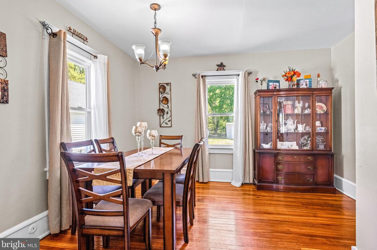 612 Salem Ave, West Deptford NJ 08086-2053 exterior