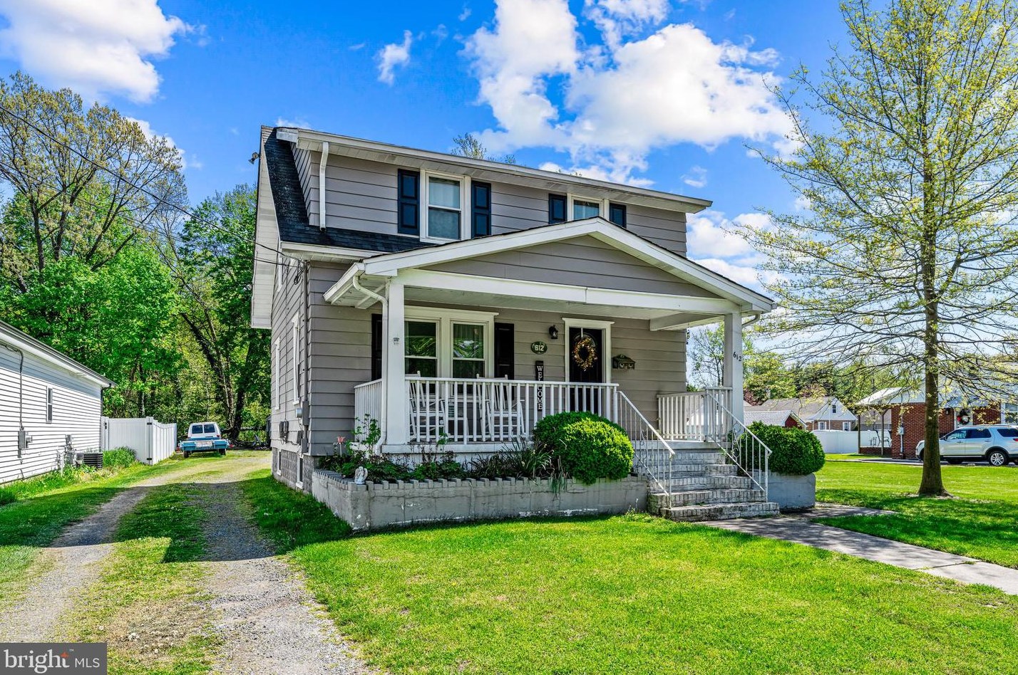 612 Salem Ave, West Deptford, NJ 08096-3118