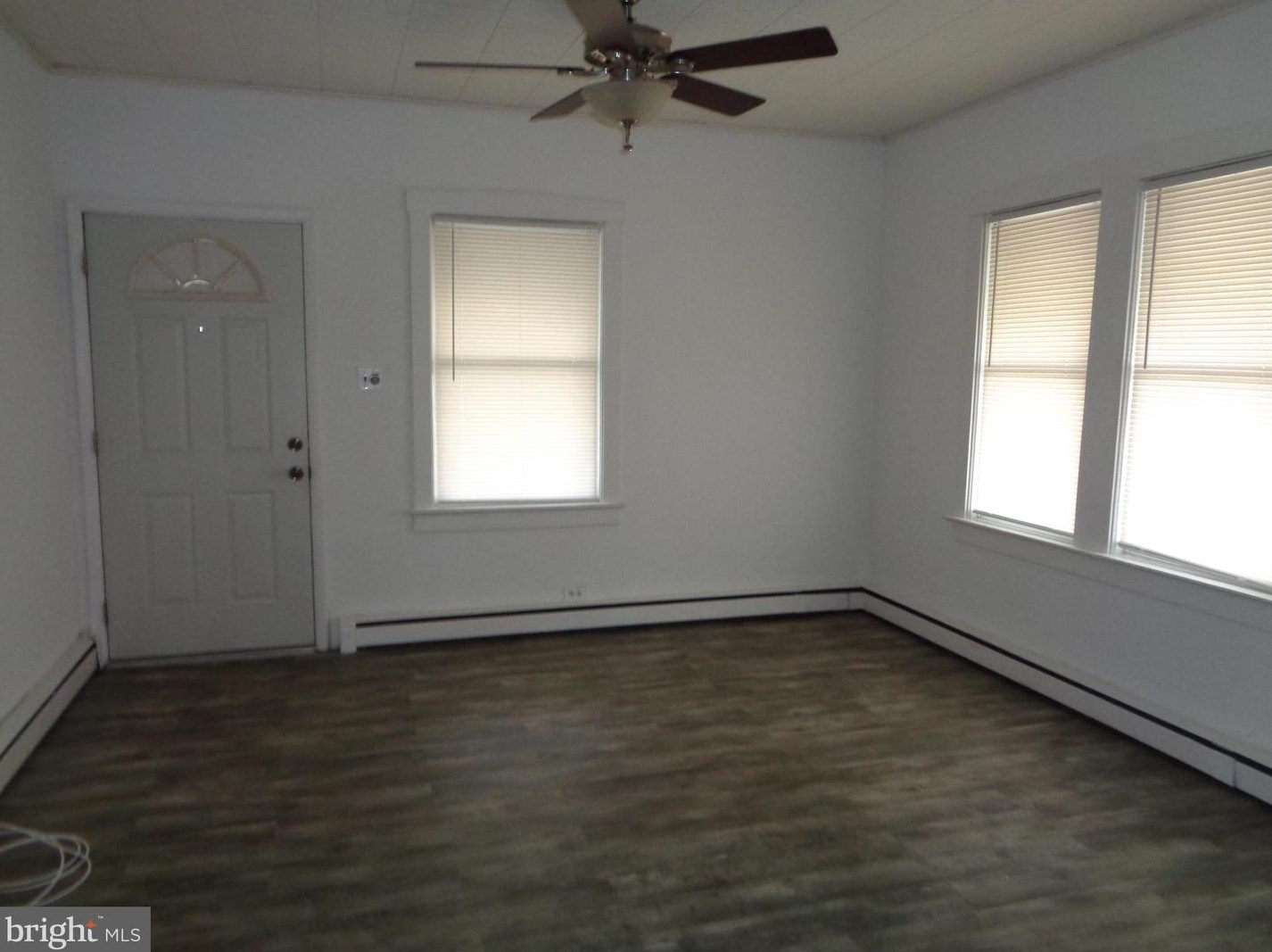 314 Victoria St, Aura, NJ 08028