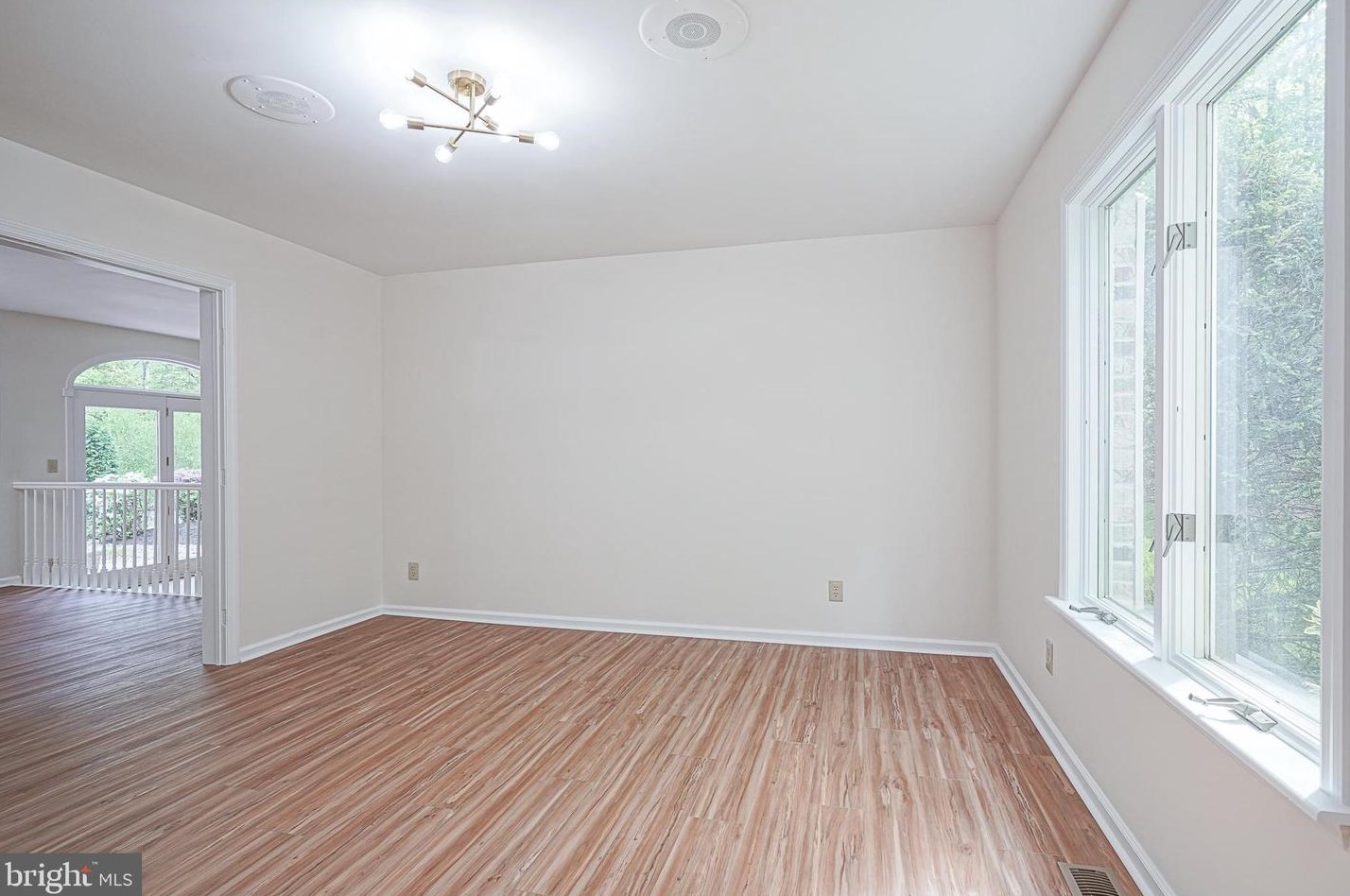 2 Laurel Dr, Harrison Township NJ 08062-9653 exterior