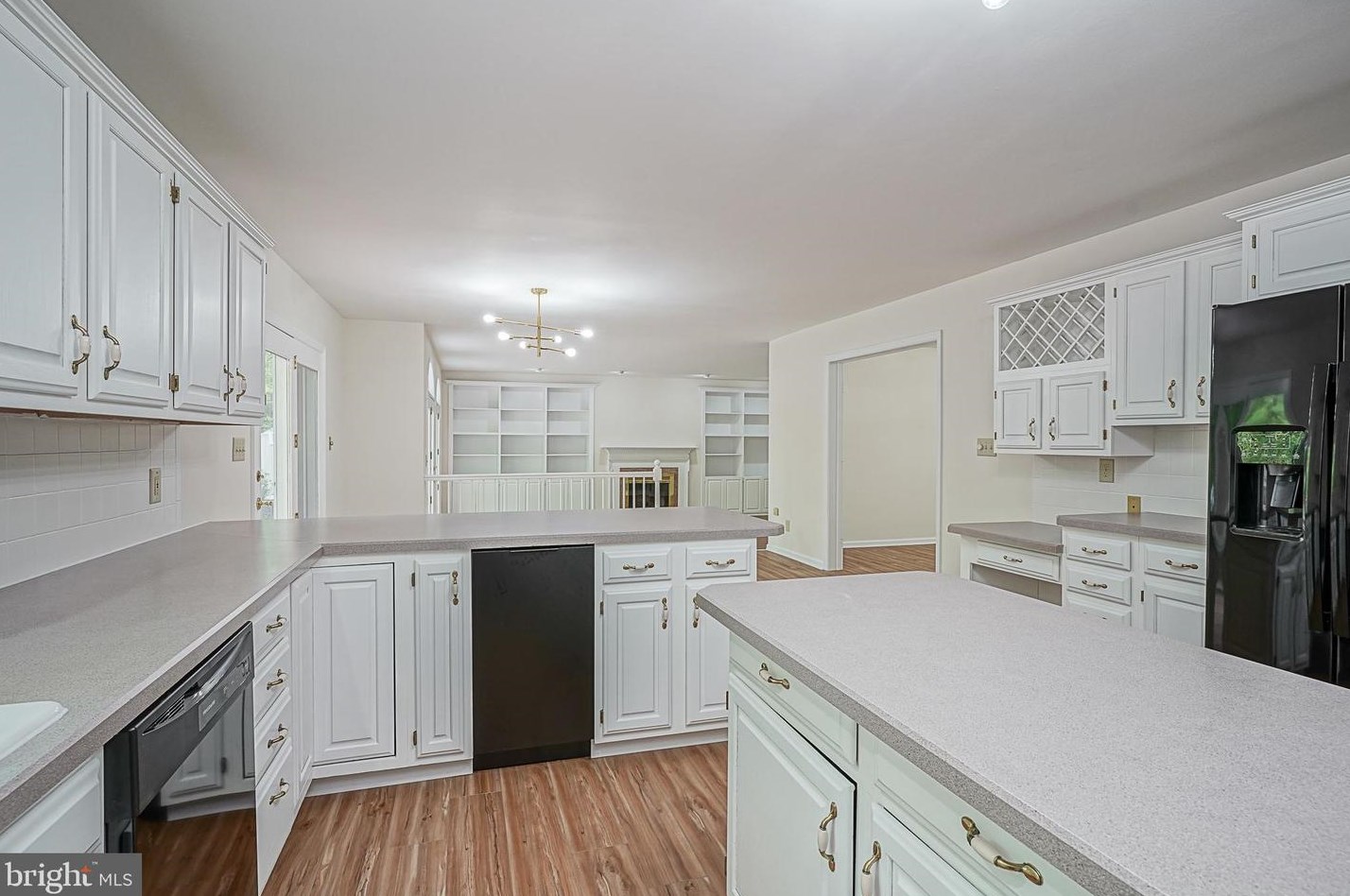 2 Laurel Dr, Harrison Township NJ 08062-9653 exterior