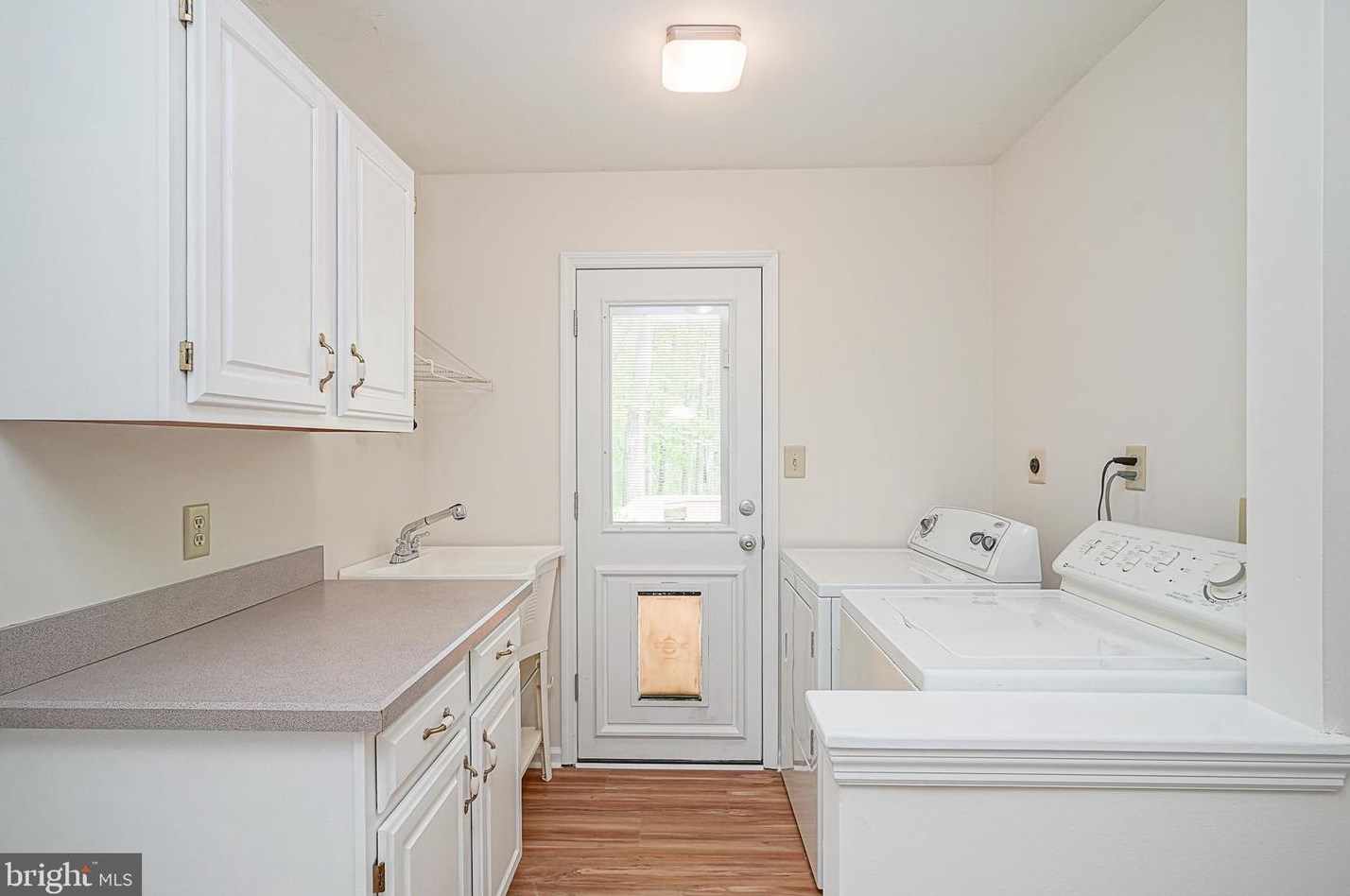 2 Laurel Dr, Harrison Township NJ 08062-9653 exterior