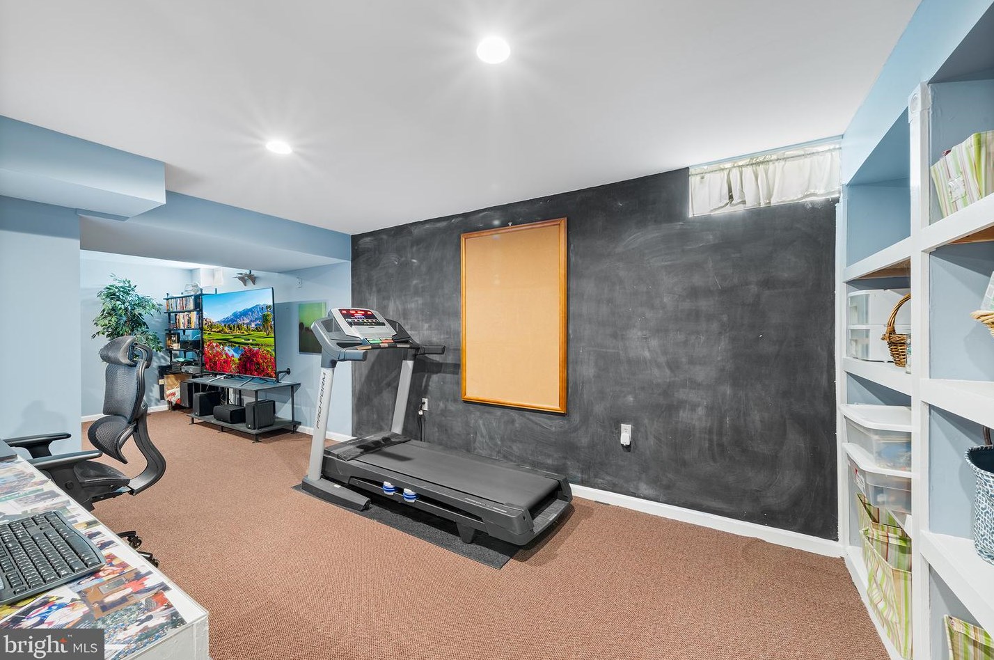 139 Adams Ave, West Deptford NJ 08051-1134 exterior