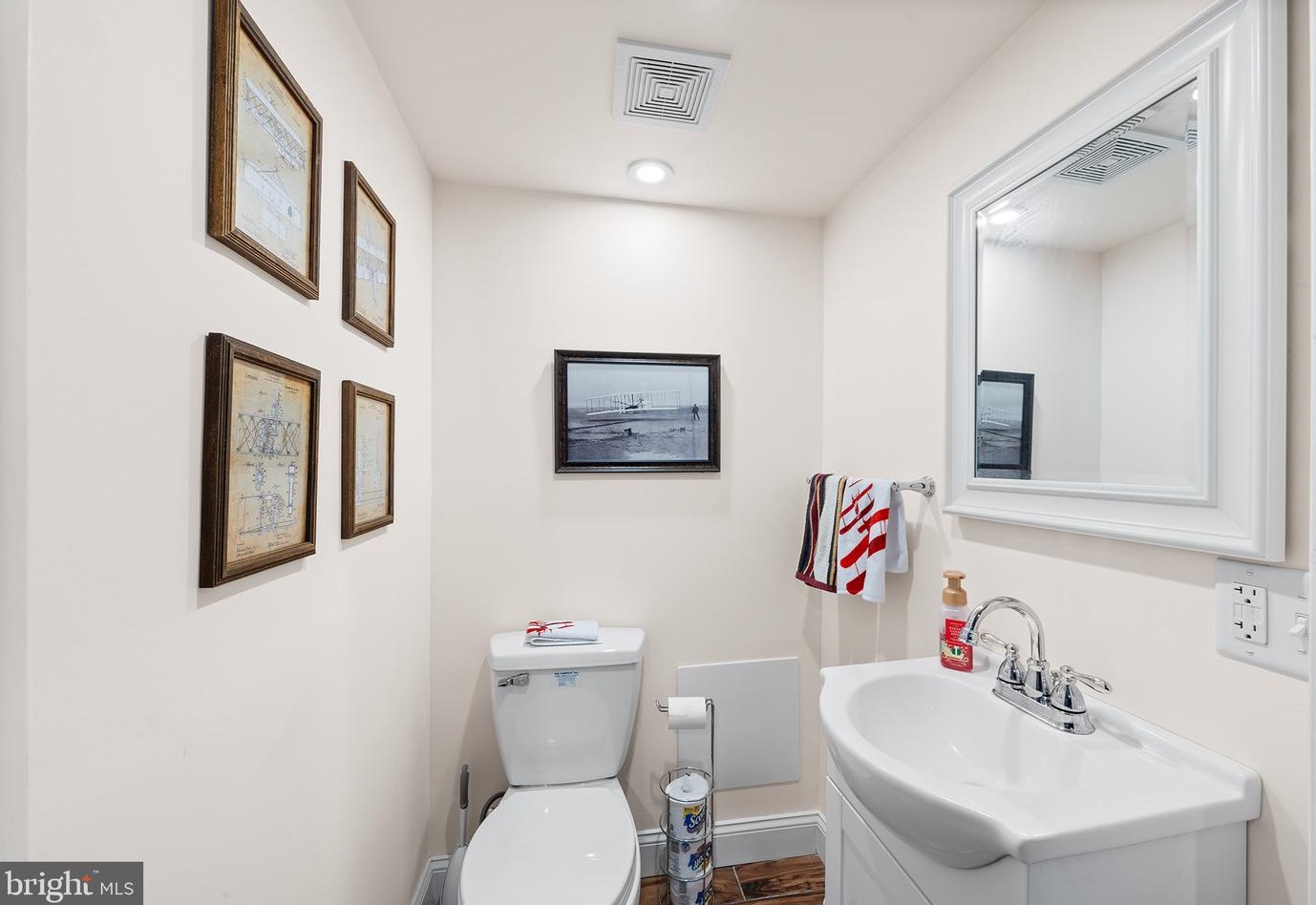 139 Adams Ave, West Deptford NJ 08051-1134 exterior