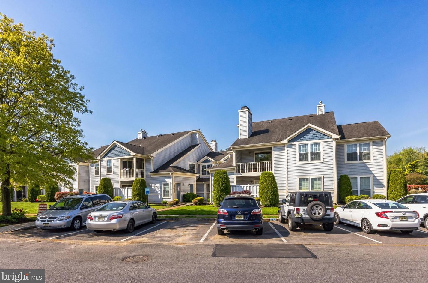 107 Steeplechase Ct, West Deptford NJ  08096-6815 exterior