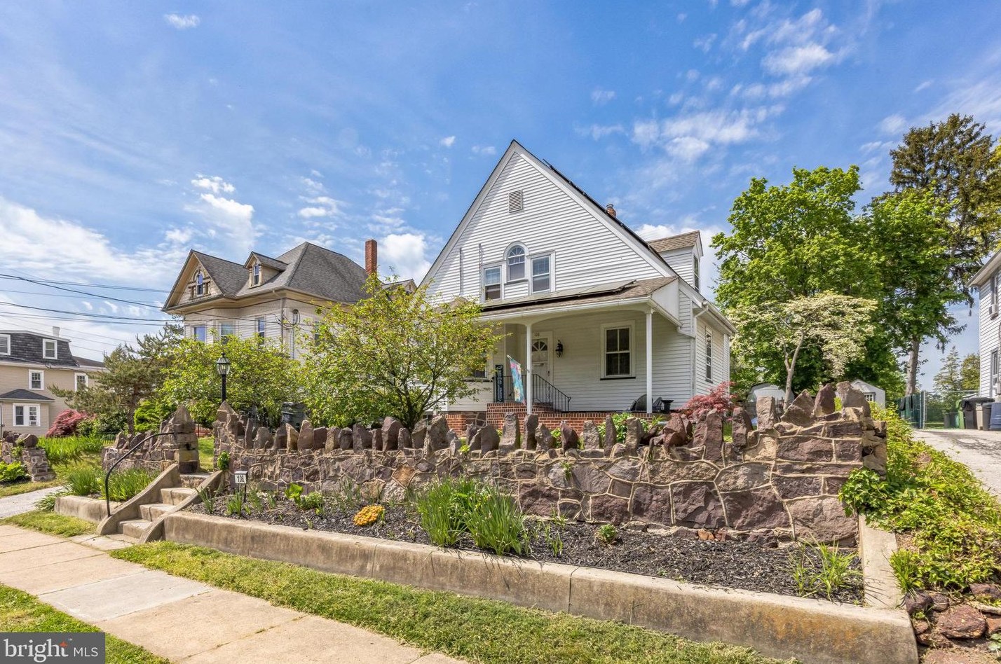 108 Pitman Ave, Pitman, NJ 08071-1572