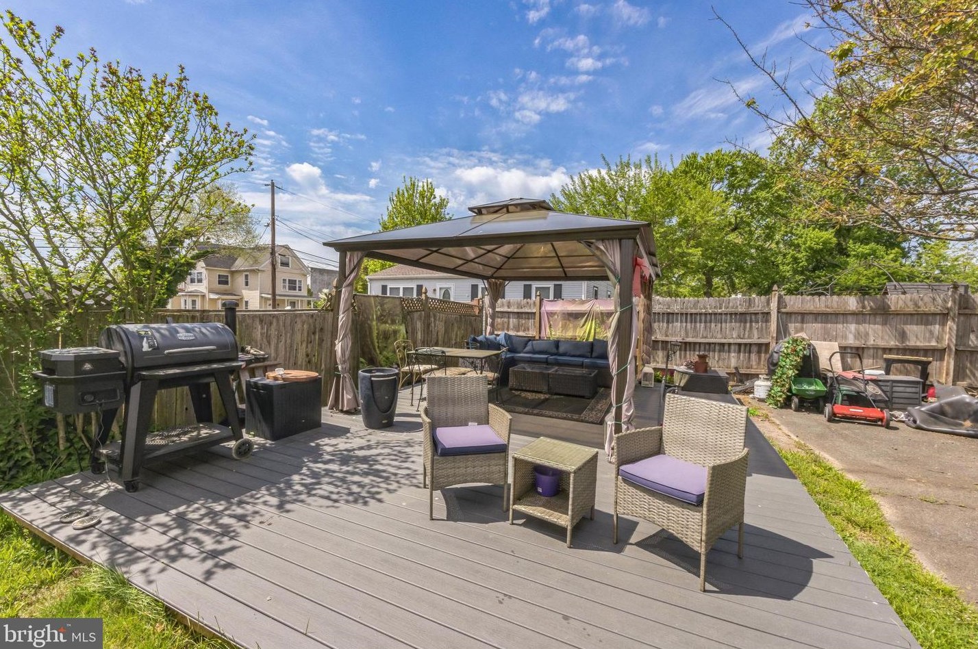 108 Pitman Ave, Pitman NJ  08071-1572 exterior