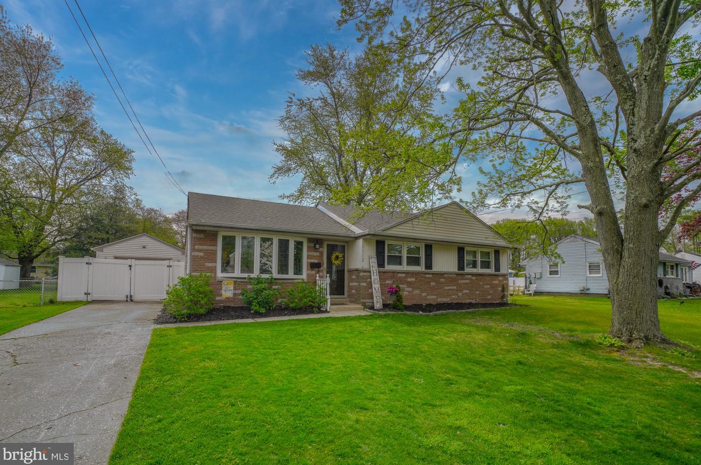 1112 Harker Ave, West Deptford, NJ 08096-1124