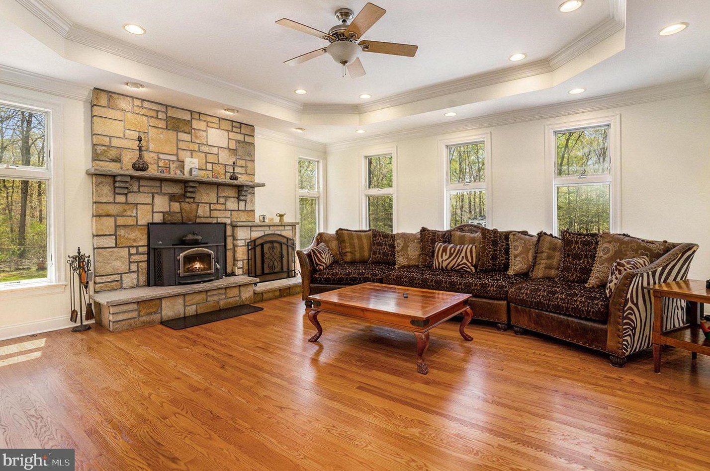 1852 Willow Grv Rd, Aura NJ 08343-2515 exterior