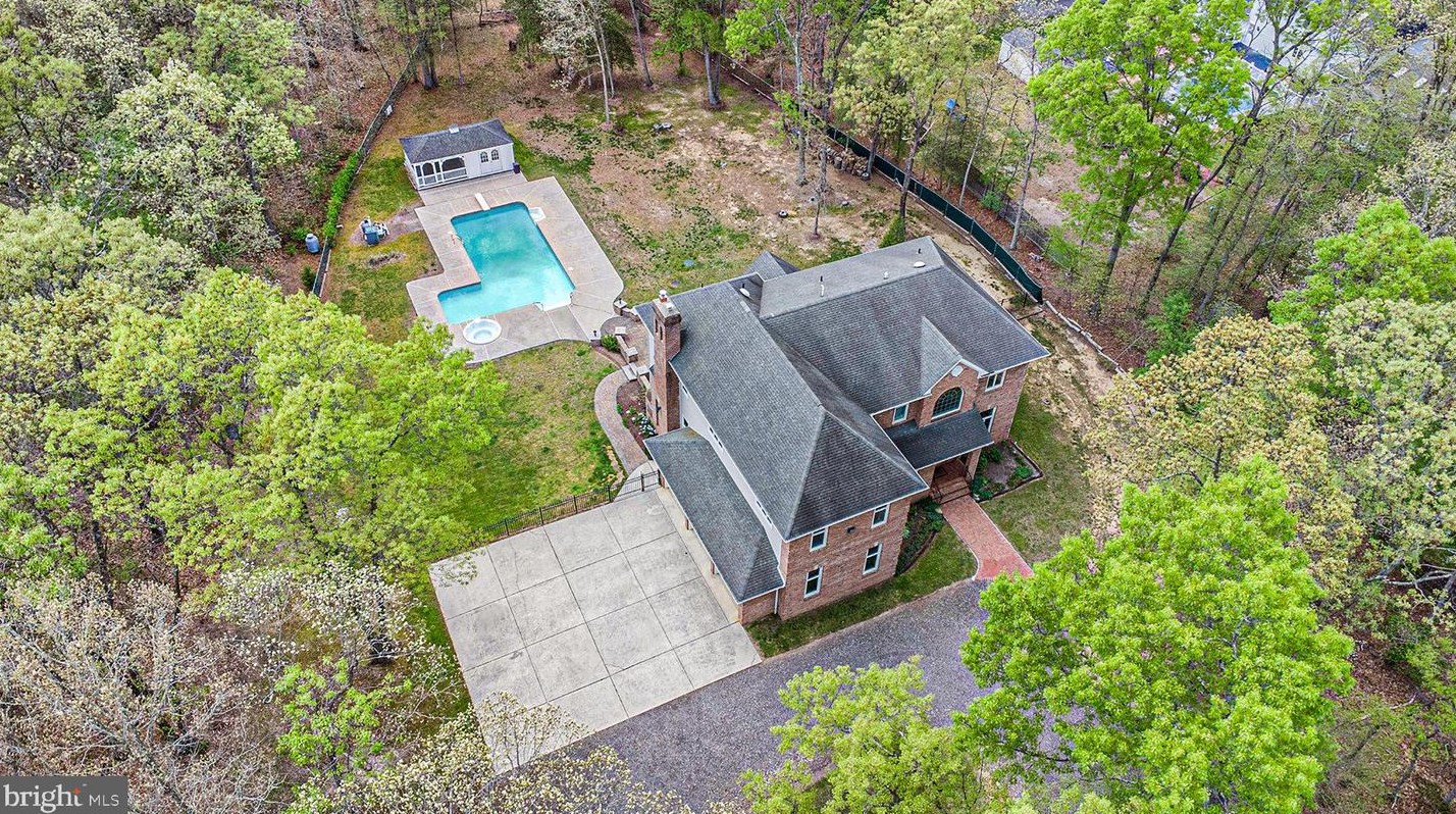 1852 Willow Grv Rd, Aura NJ 08343-2515 exterior