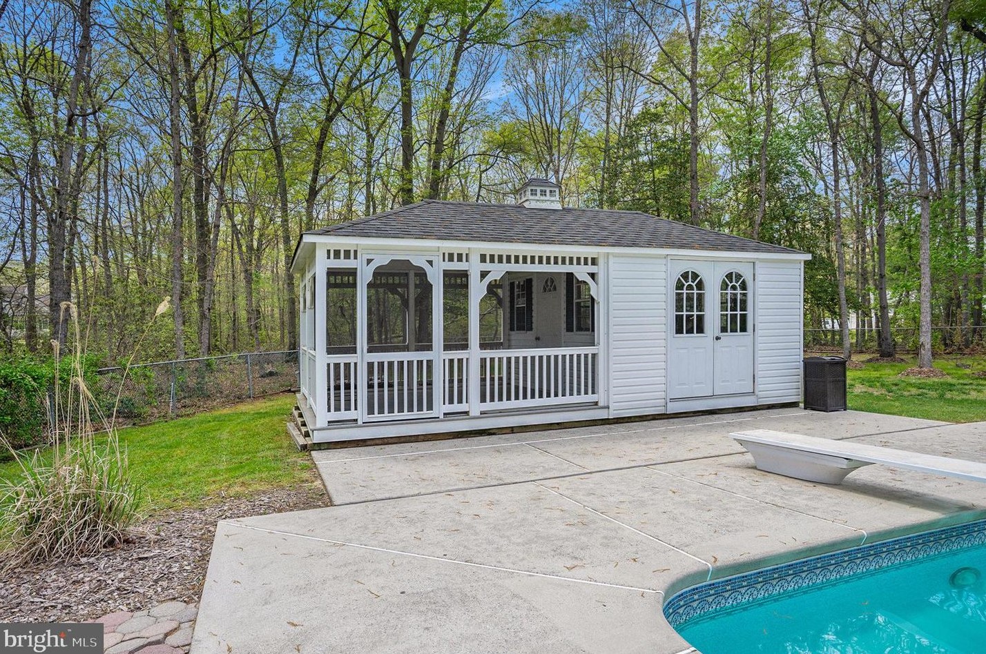 1852 Willow Grv Rd, Aura NJ 08343-2515 exterior