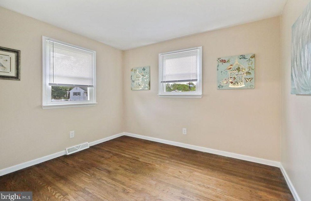 207 8 St, West Deptford NJ  08086-3057 exterior