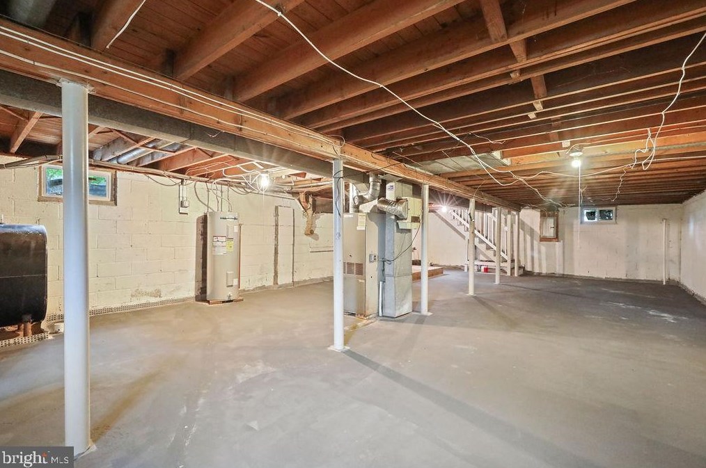 207 8 St, West Deptford NJ  08086-3057 exterior