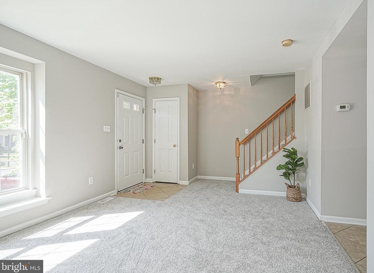 604 Sangreal Ct, West Deptford, NJ 08051