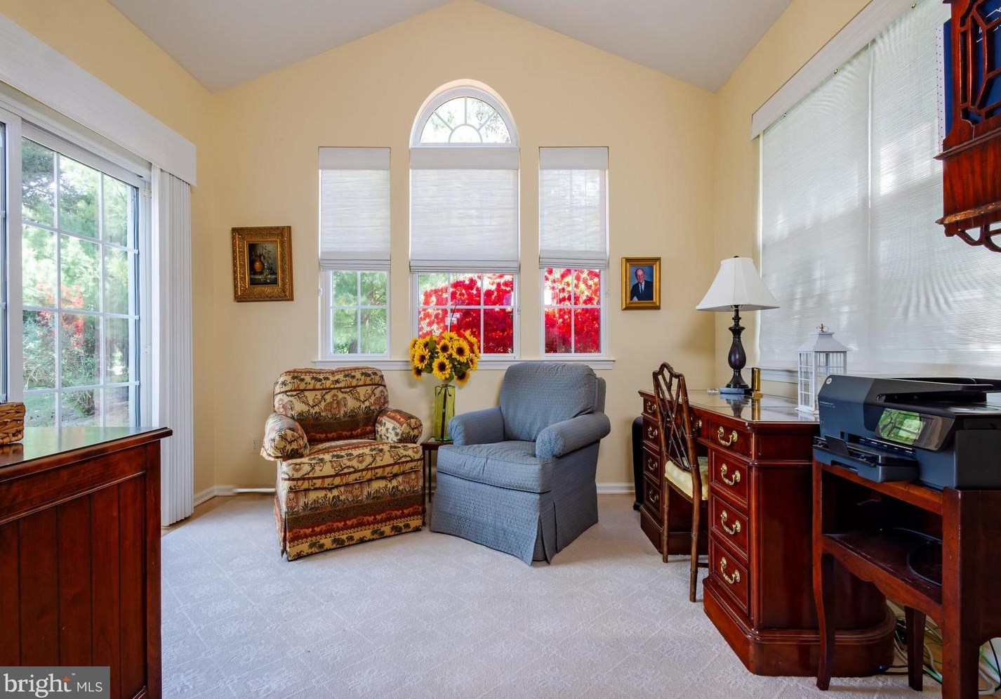 232 Night Hawk Cir, West Deptford NJ 08086-1804 exterior