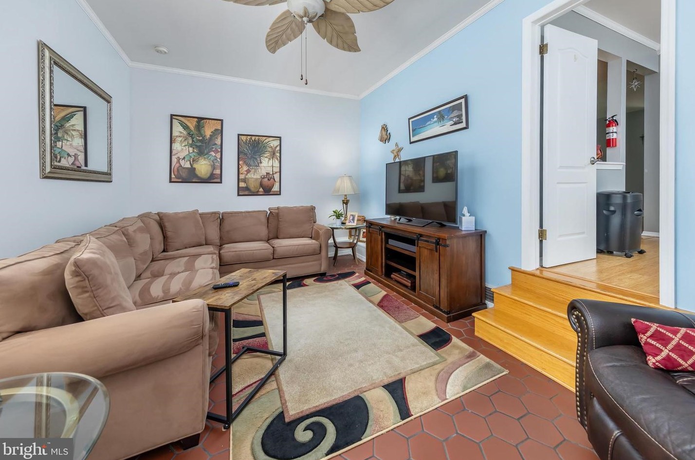 801 May Ave, West Deptford NJ 08096-4748 exterior