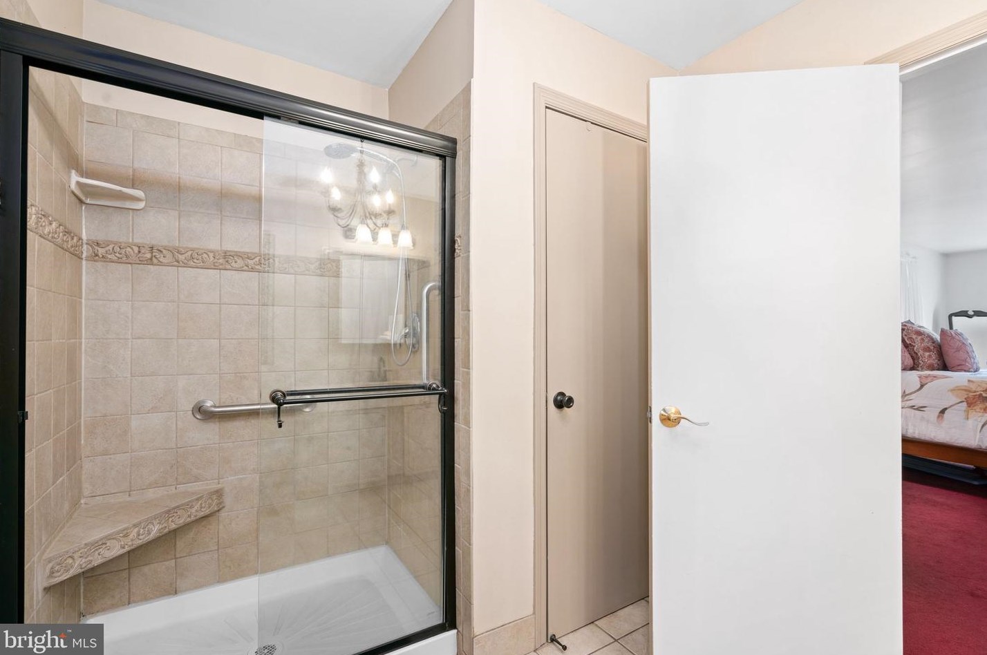 112 Cranford Ct, West Deptford NJ 08096-4200 exterior