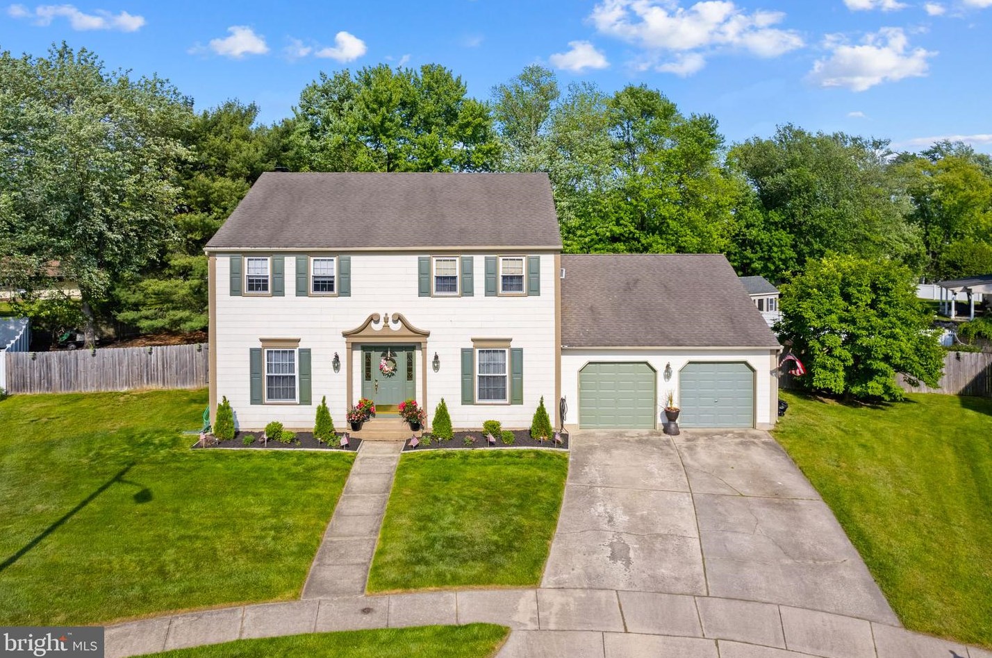 112 Cranford Ct, West Deptford NJ 08096-4200 exterior