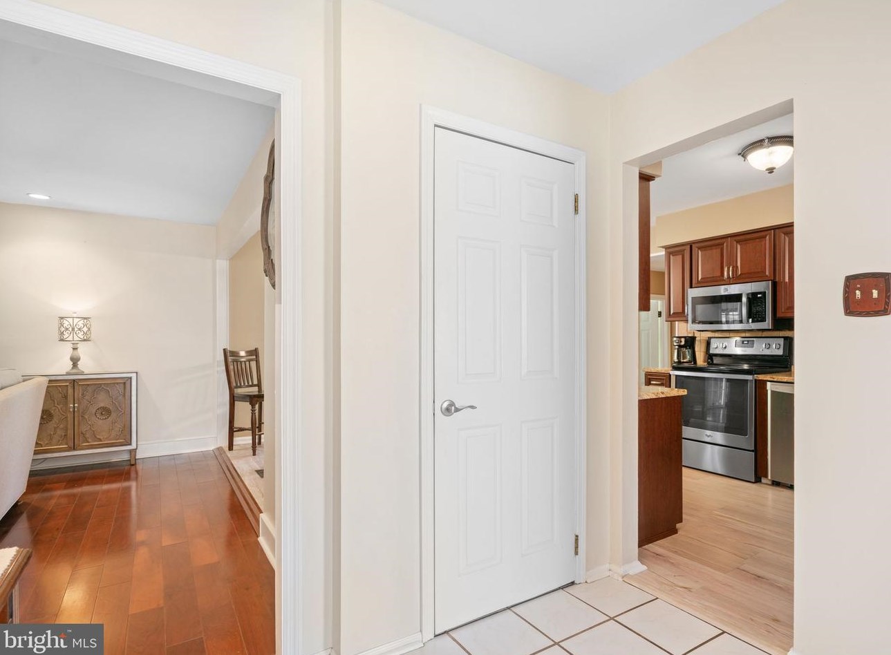 112 Cranford Ct, West Deptford NJ 08096-4200 exterior